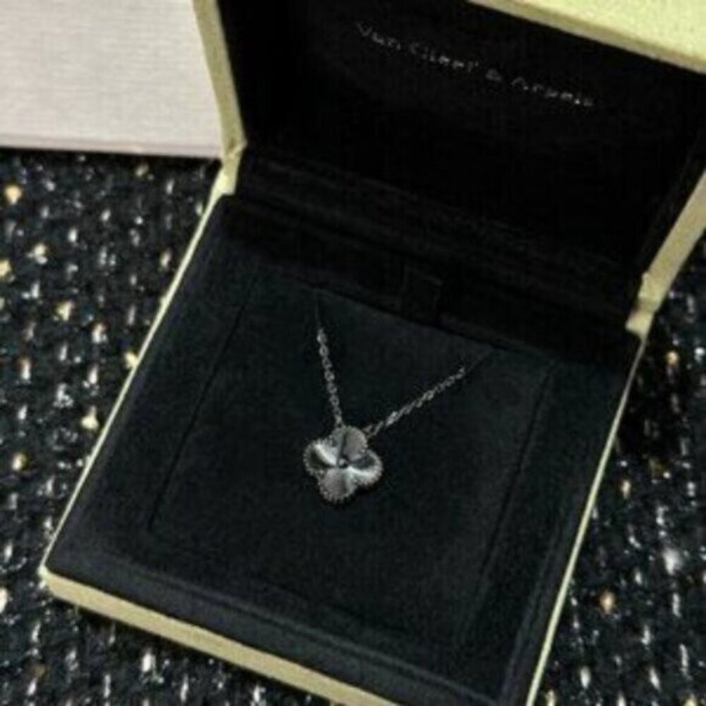 Authentic Van Cleef & Arpels Black Warrior Laser Necklace
